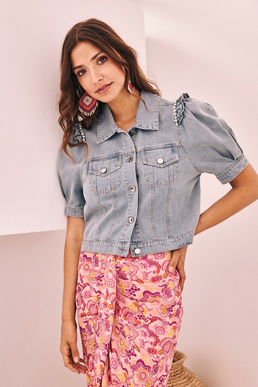 DENIM JACKET RUFFLES 