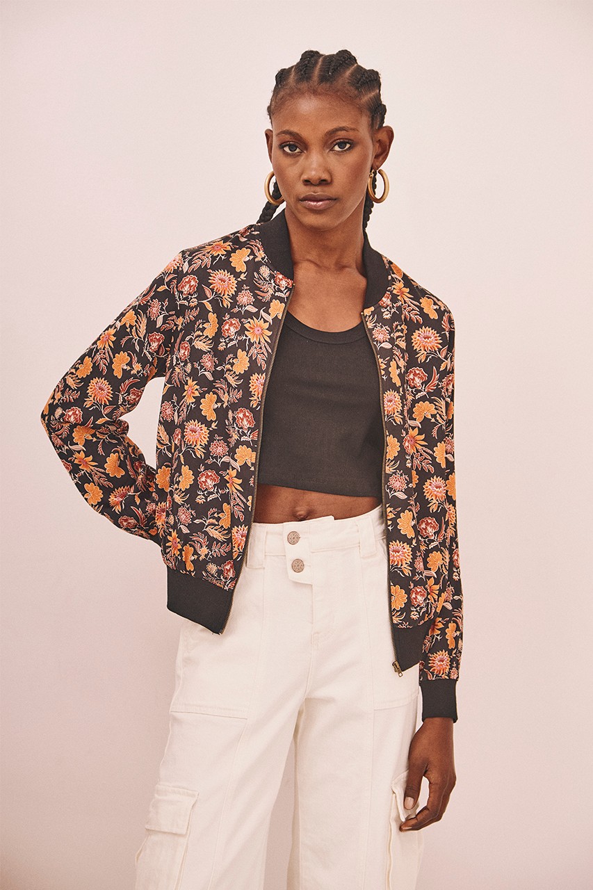 CHAQUETA BOMBER ESTAMPADO 1