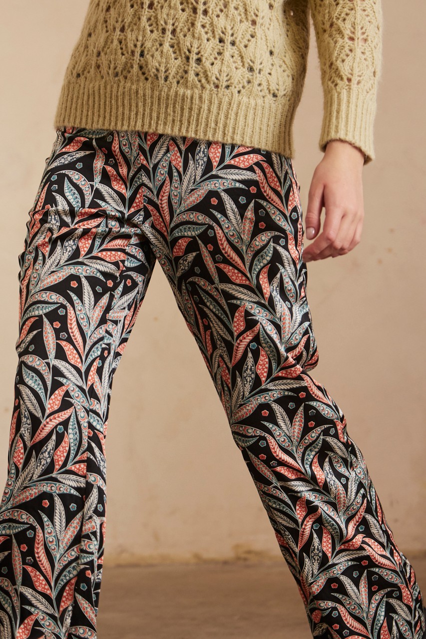 STRAIGHT PRINTED PANTS 1