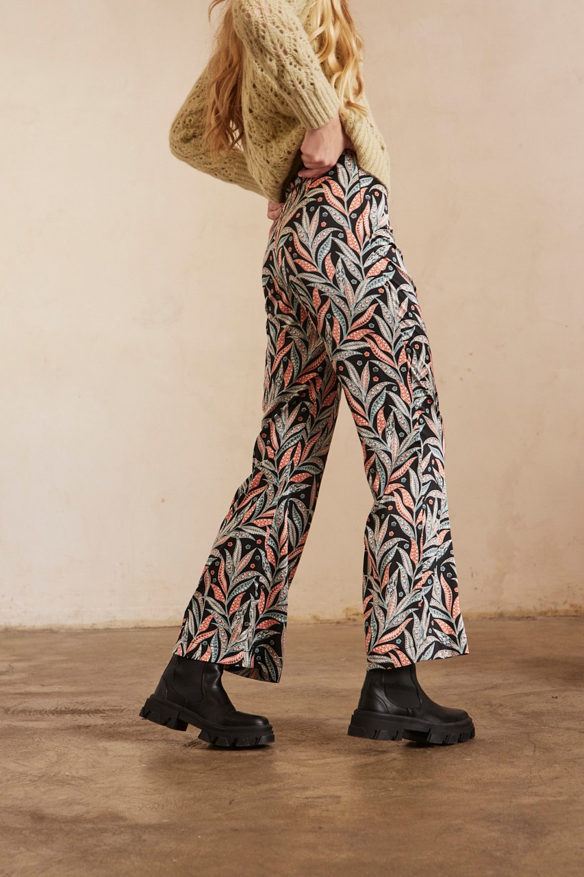 STRAIGHT PRINTED PANTS 4