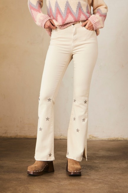 FLARE JEANS WITH STUDS