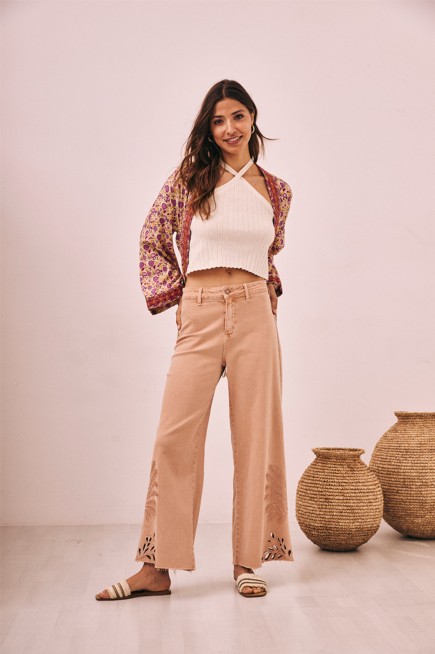 WIDE-LEG EMBROIDERED JEANS