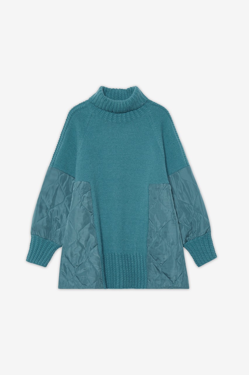 OVERSIZE SWEATER WITH PADDED FABRIC 4