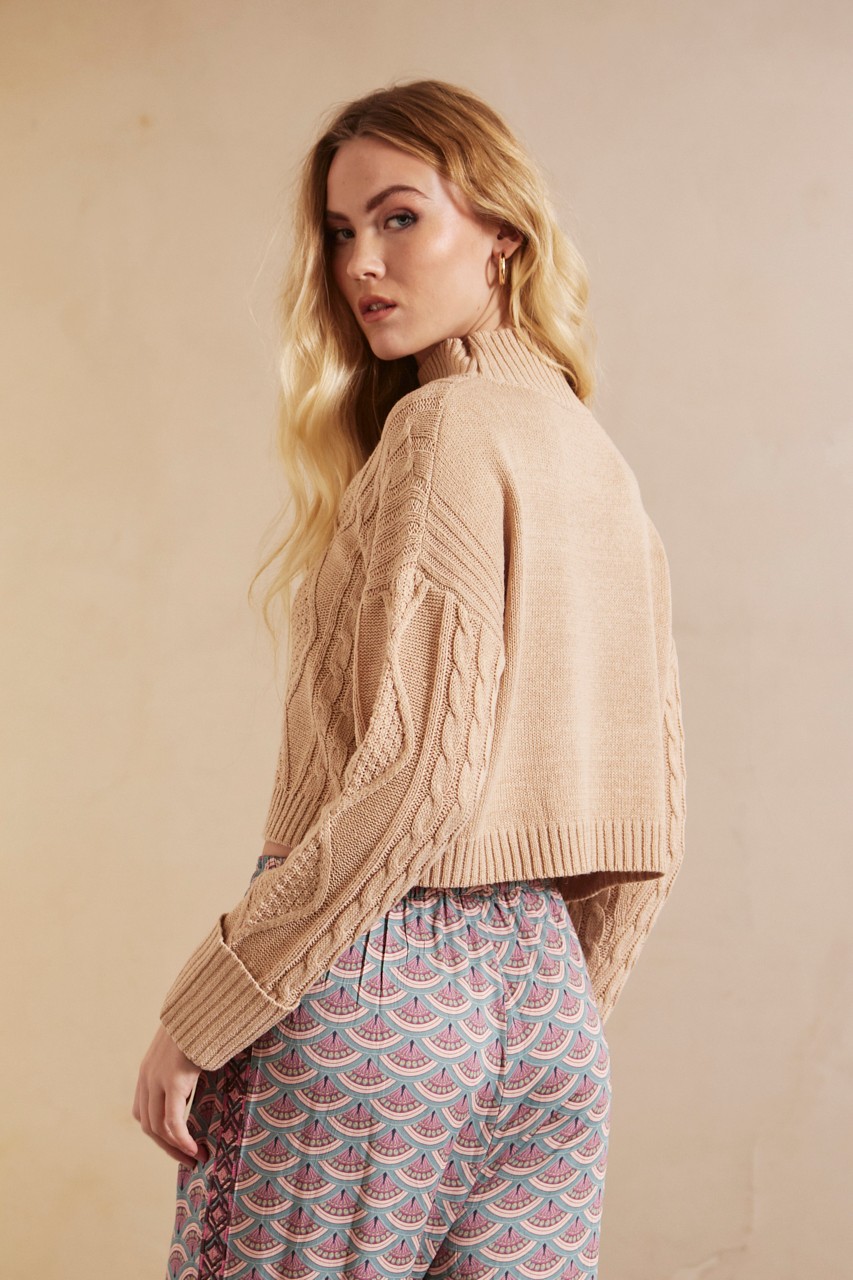 CROPPED HIGH-NECK SWEATER 2