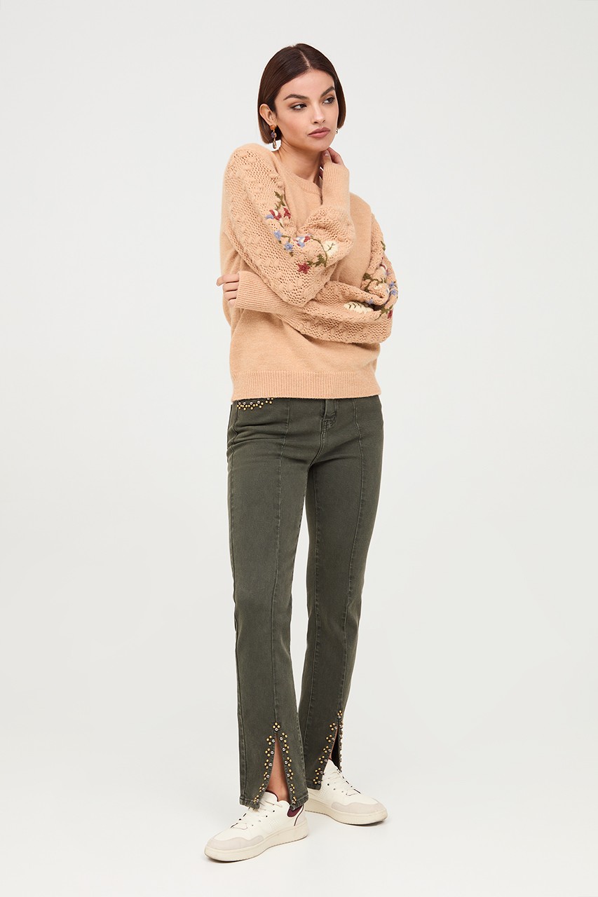 FLORAL EMBROIDERY SLEEVES SWEATER 1